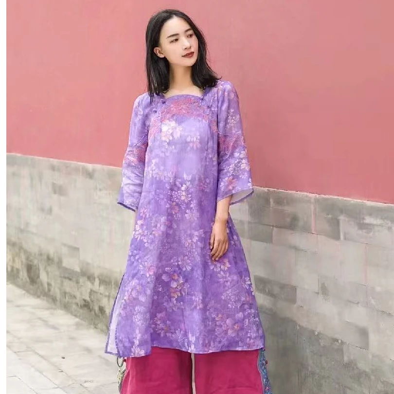 大吉新款复古文艺碎花刺绣上衣1