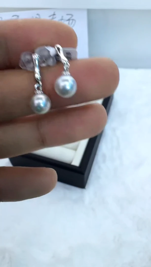 【闪购商品】海水珍珠耳饰银S925镶嵌耳钉