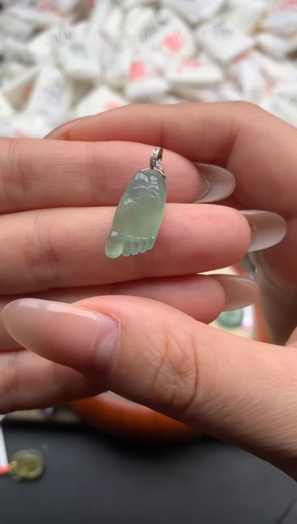 【闪购商品】翡翠颈饰18K金镶嵌  一