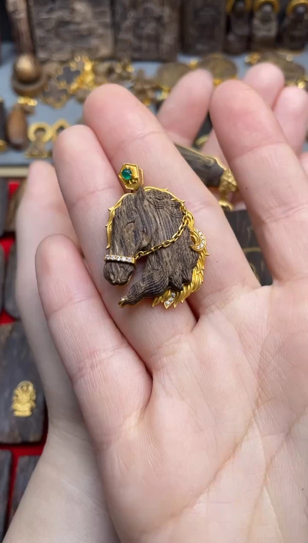 沉香吊坠沉香吊坠44