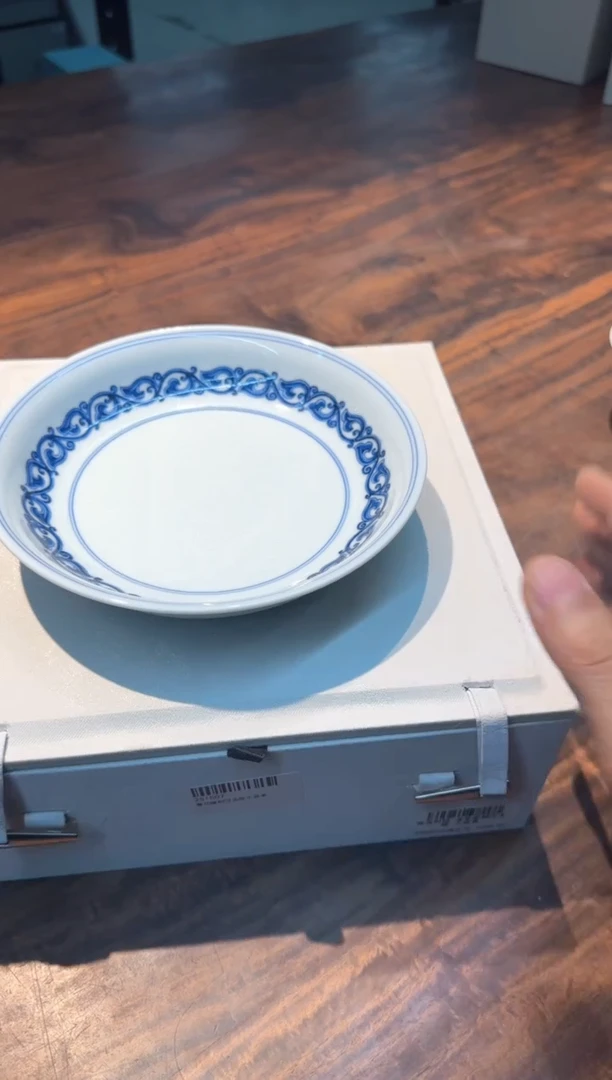 快雪时晴 青花暗刻汉龙纹 小壶承