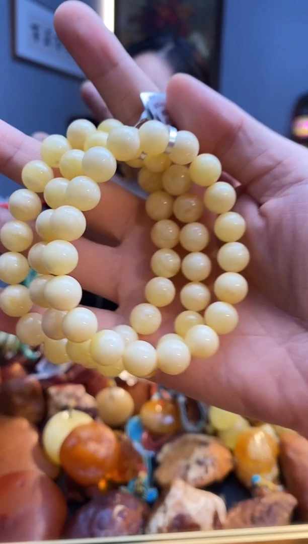 未镶嵌琥珀手串手串（多样性发其一）