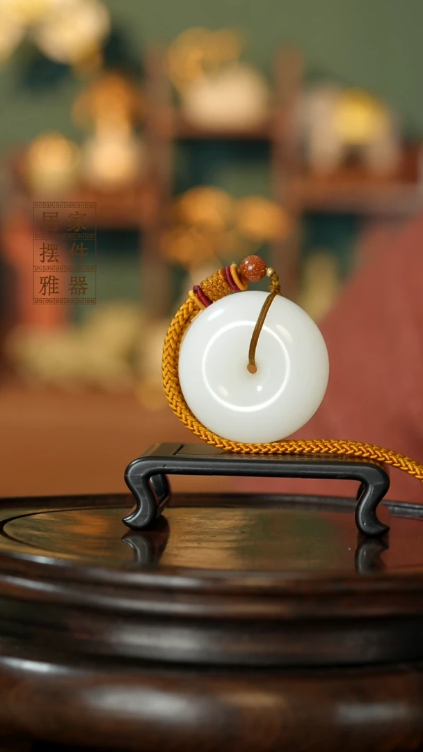 玉《平安扣手把》摆件