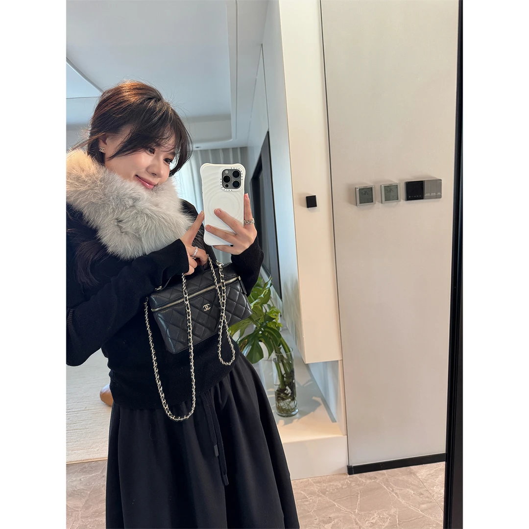 Lilpera胖梨定制 “羊毛打底”气质显瘦百搭长袖细坑条针织衫B135