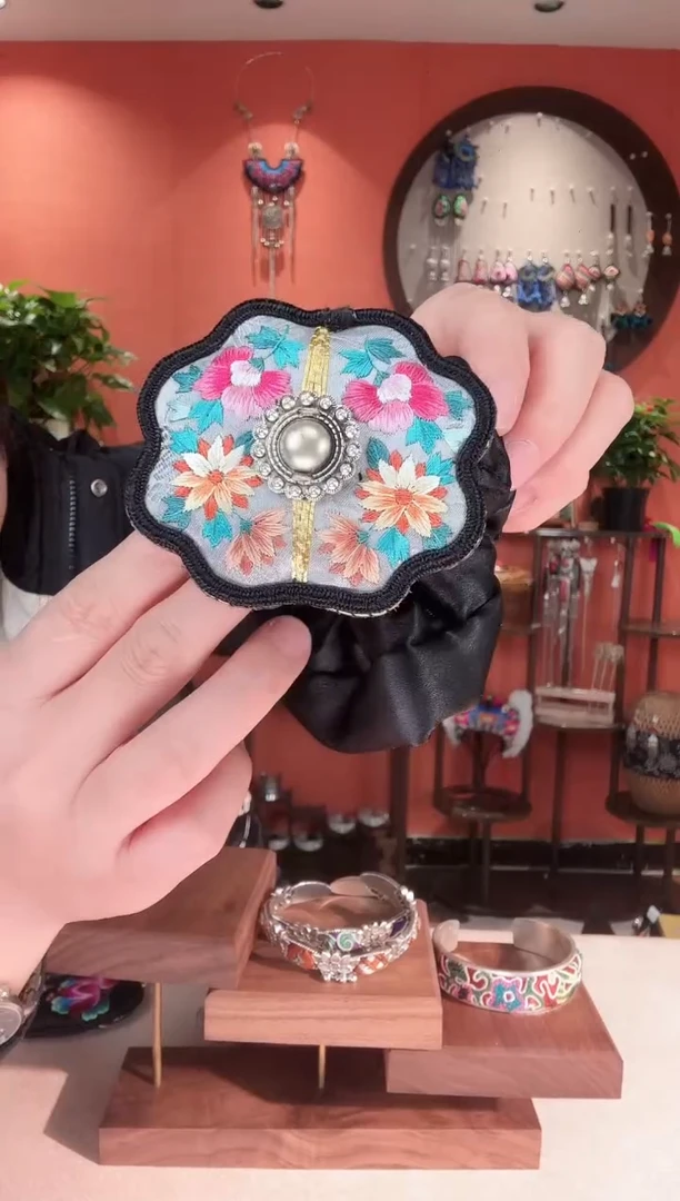 织绣长红绣艺坊苗银苗绣耳环43