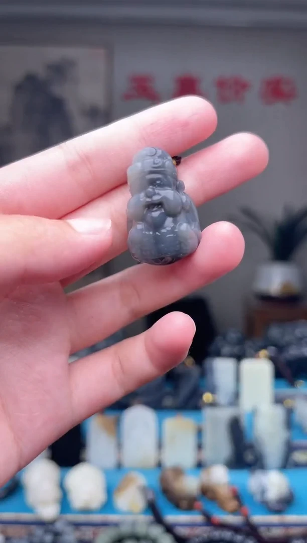 未镶嵌和田玉挂件1