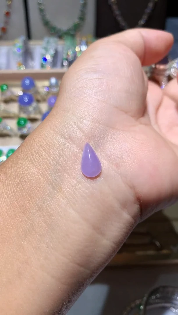 翡翠未镶嵌耳饰水滴