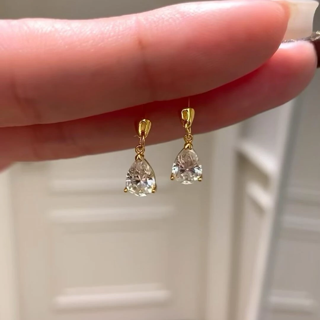 柯柒 铜合金耳饰 金色水滴耳钉轻奢气质高级小众设计感冷淡风耳饰