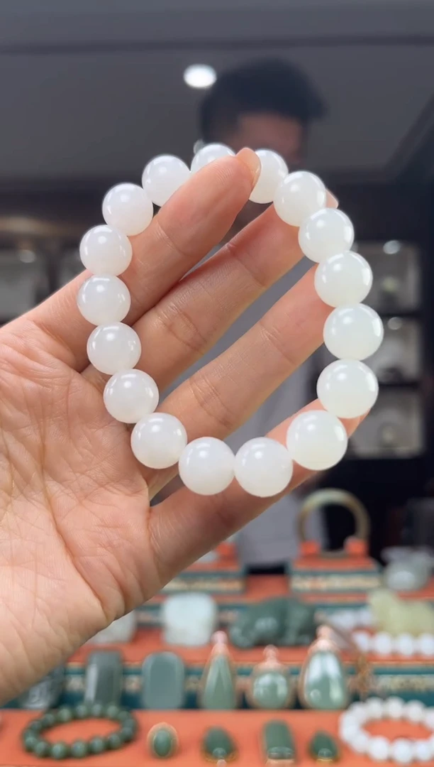 和田玉未镶嵌颈饰佩佩12mm左右