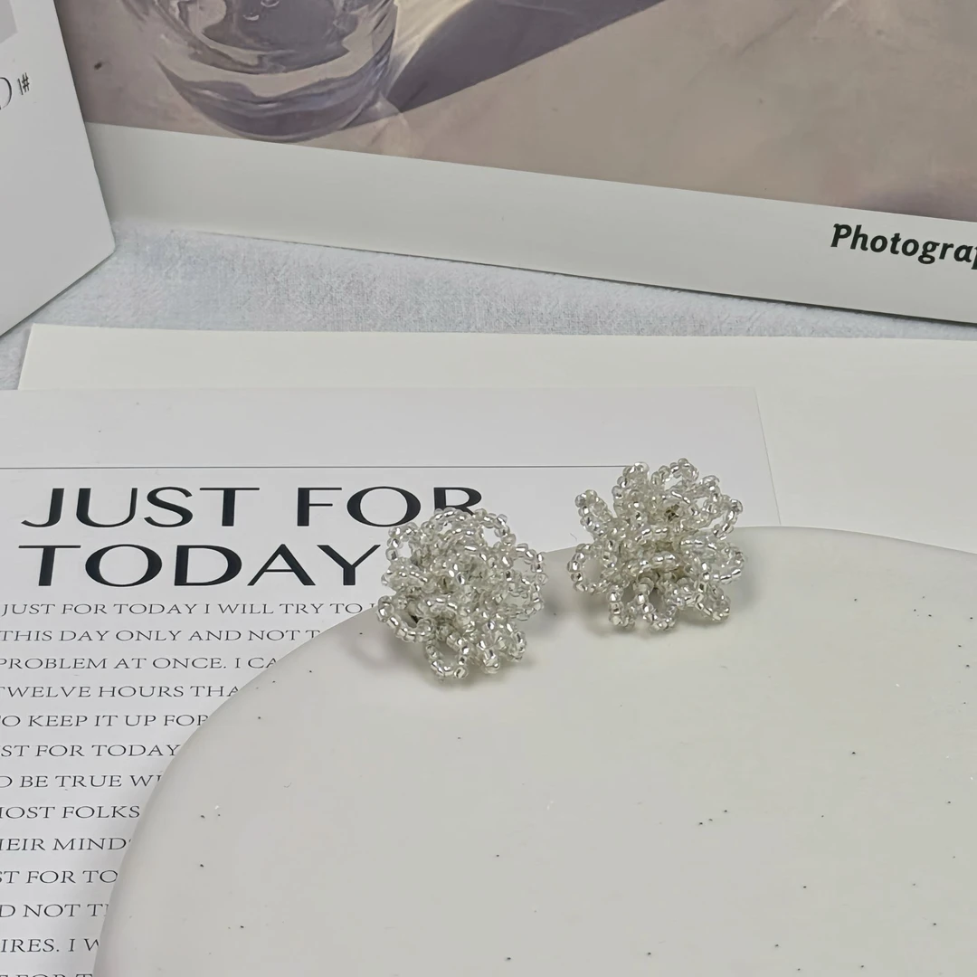 合金耳饰 韩版小众设计花朵耳钉米珠串珠修饰脸型耳环耳钉手工