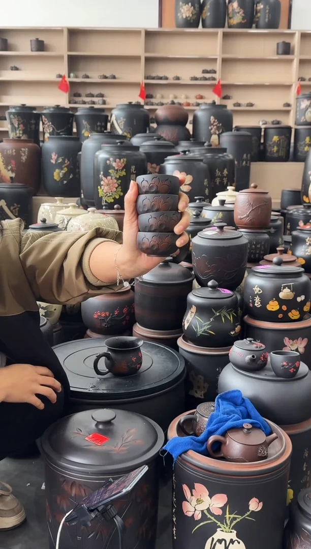 罐品茗杯浮雕荷花   4个