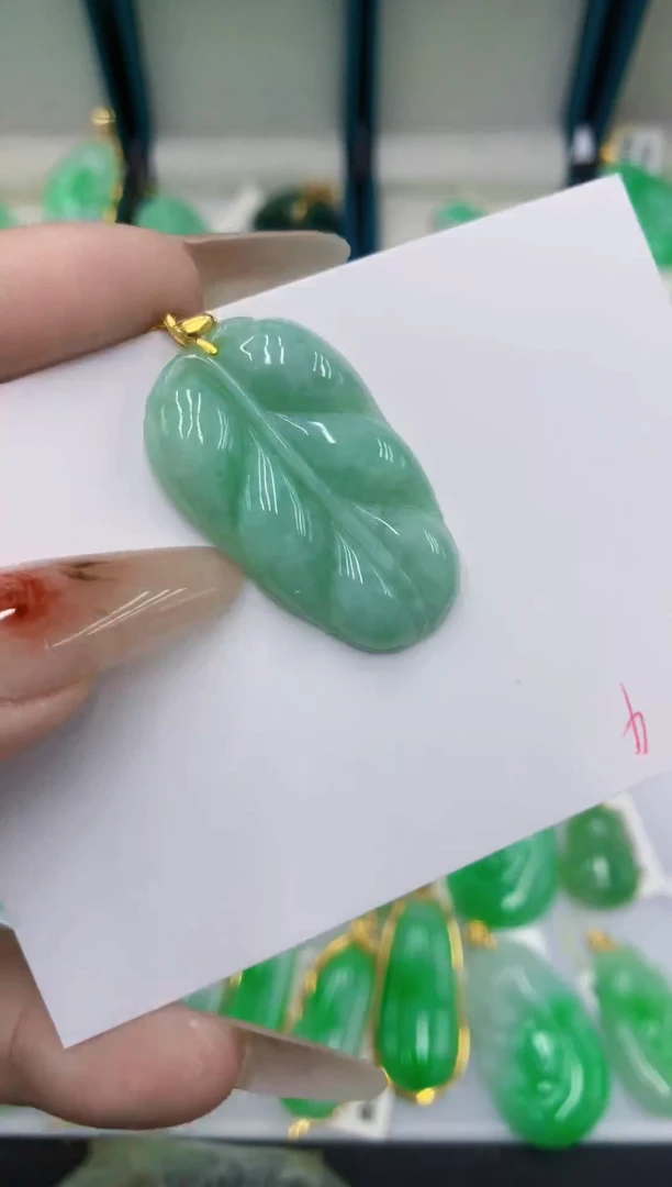 颈饰未镶嵌翡翠11111