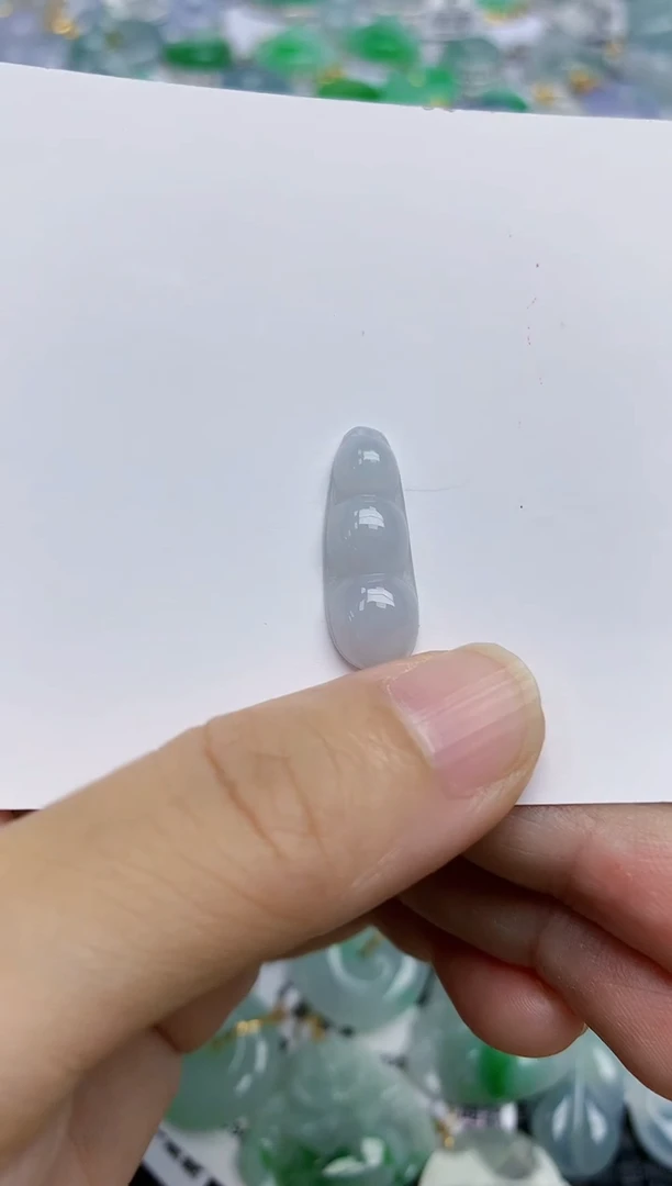 翡翠未镶嵌颈饰天然A货翡翠