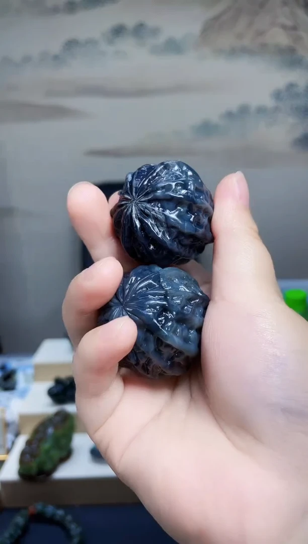 和田玉未镶嵌颈饰1