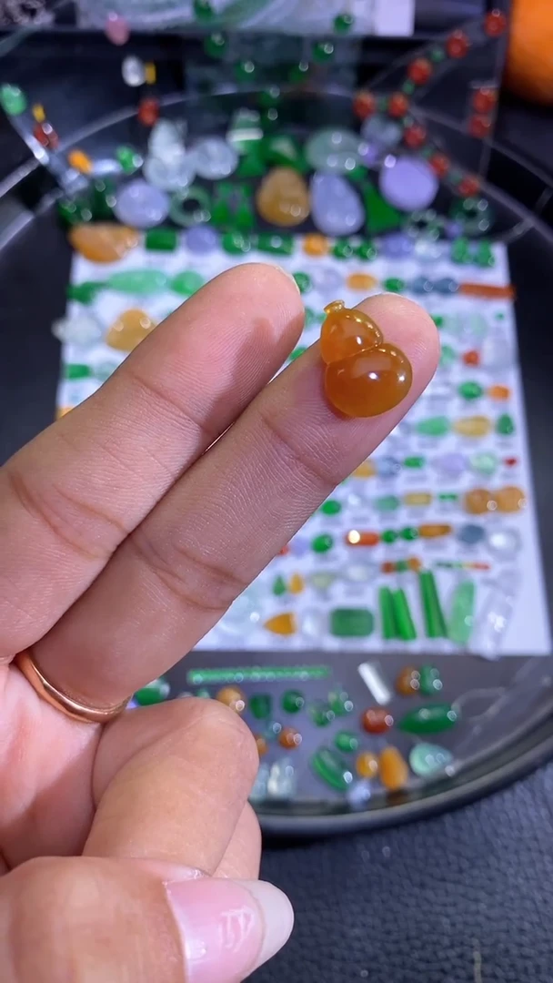未镶嵌挂件翡翠葫芦