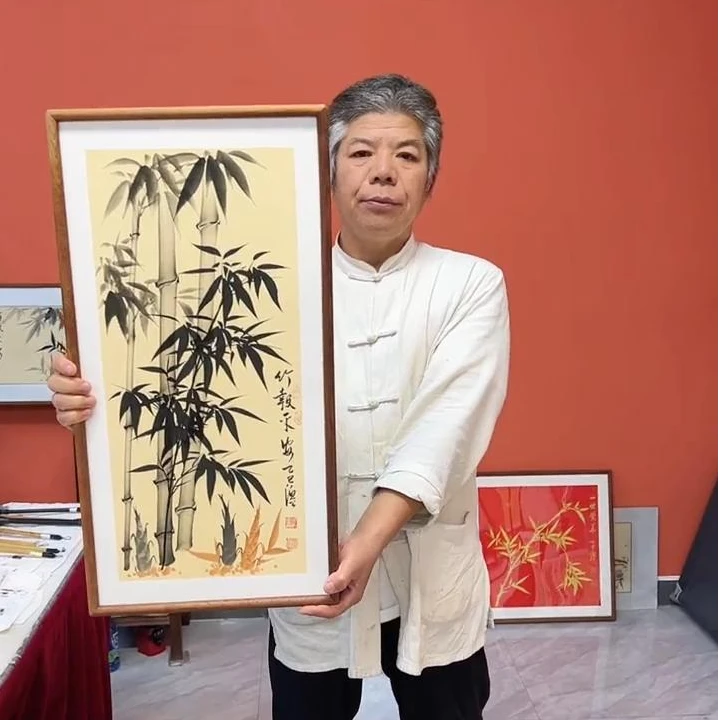 张富民手绘作品/竹报平安（乌檀木实木框）（竖版）/36*69厘米左右