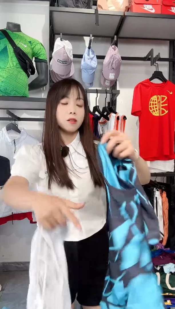 1785编码 耐克卫衣服饰过款为准 尺码