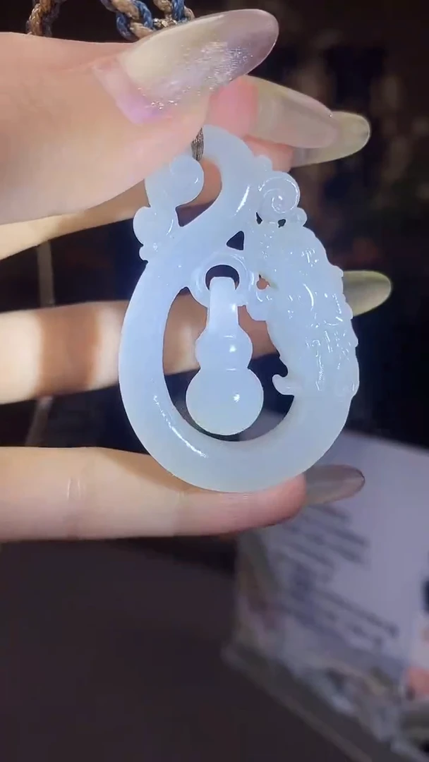 和田玉未镶嵌颈饰C229