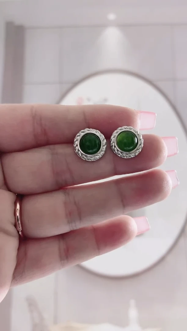 【闪购商品】和田玉耳钉合金福利和田玉耳钉