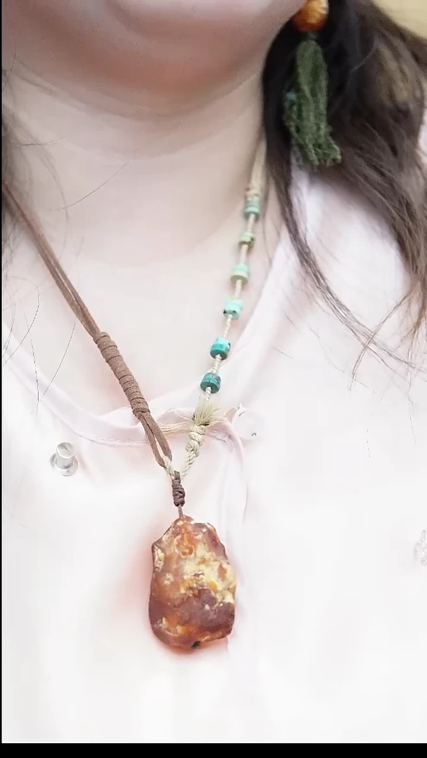 琥珀未镶嵌珠宝奇石*设计款*蜜蜡锁骨链*百搭长短可调节