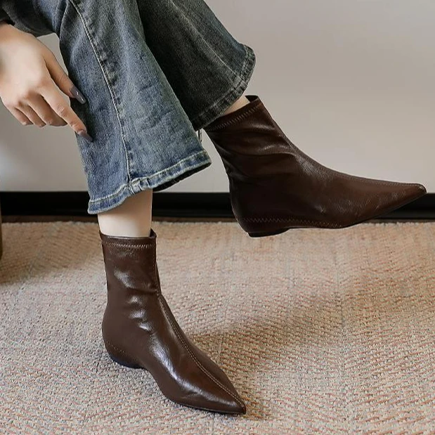 时尚百搭四季皮面拉链复古增高尖头短靴英伦时尚城市游牧风女跟鞋