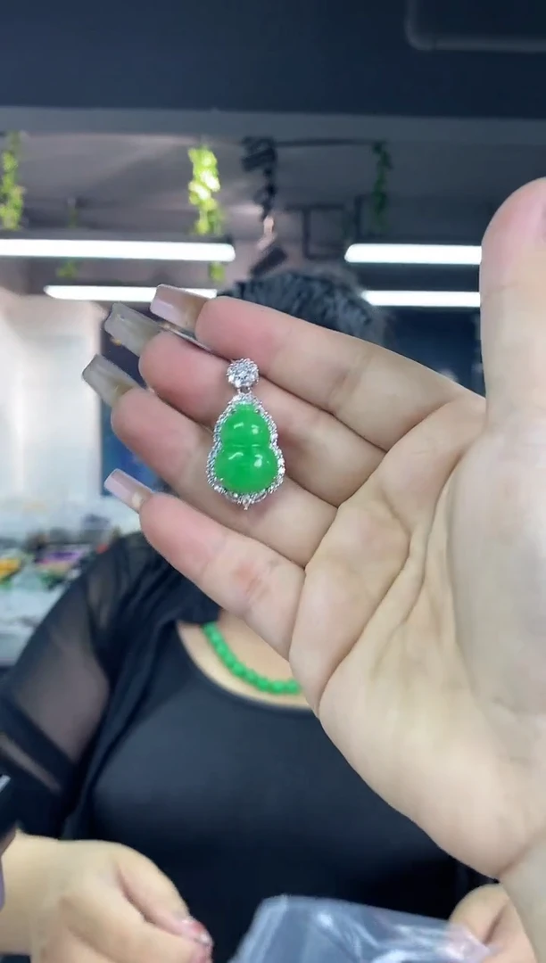 翡翠未镶嵌吊坠(不含链)多样性多样性发其一颜色微差