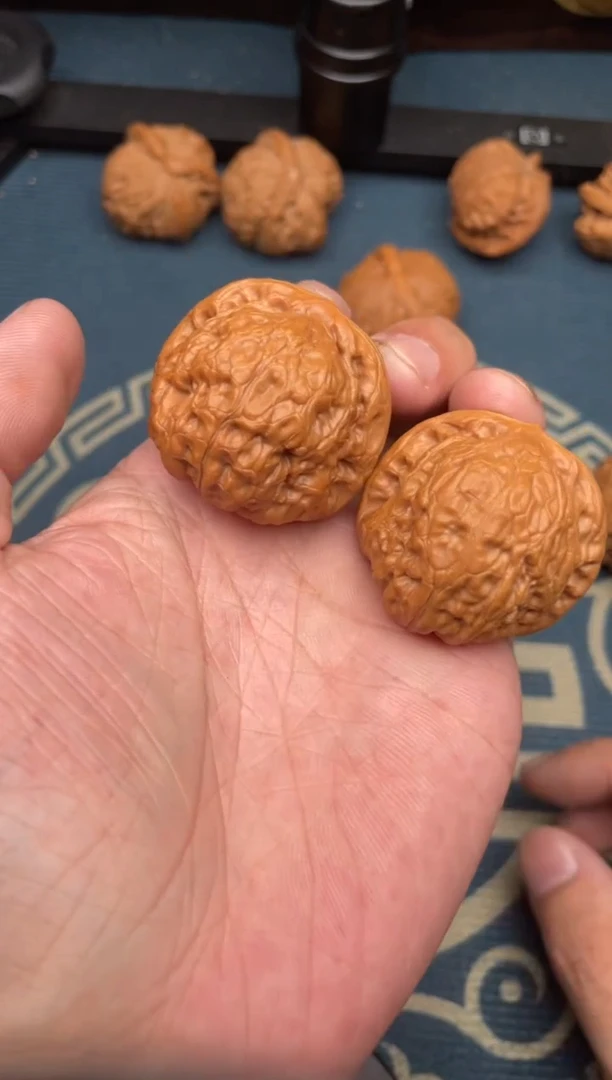 文玩核桃吊坠乾隆磨保38