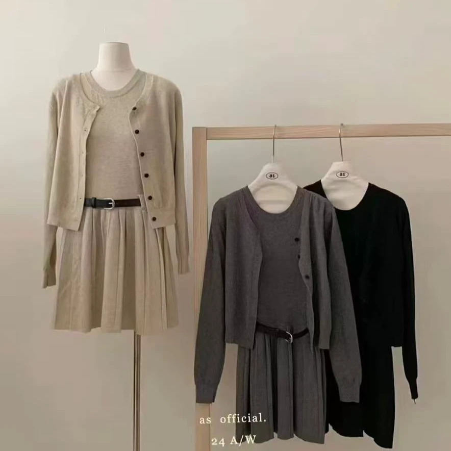 时尚针织开衫背心百褶连衣裙三件套女秋冬新款高级感显瘦气质套装