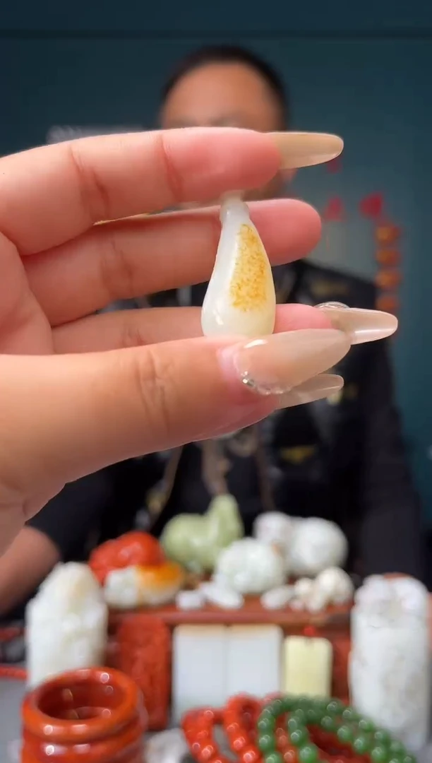 【闪购商品】和田玉颈饰未镶嵌吊坠