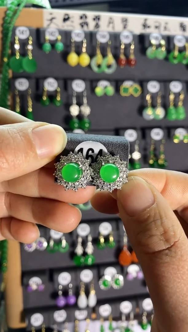 【闪购商品】翡翠耳饰银S925镶嵌164...