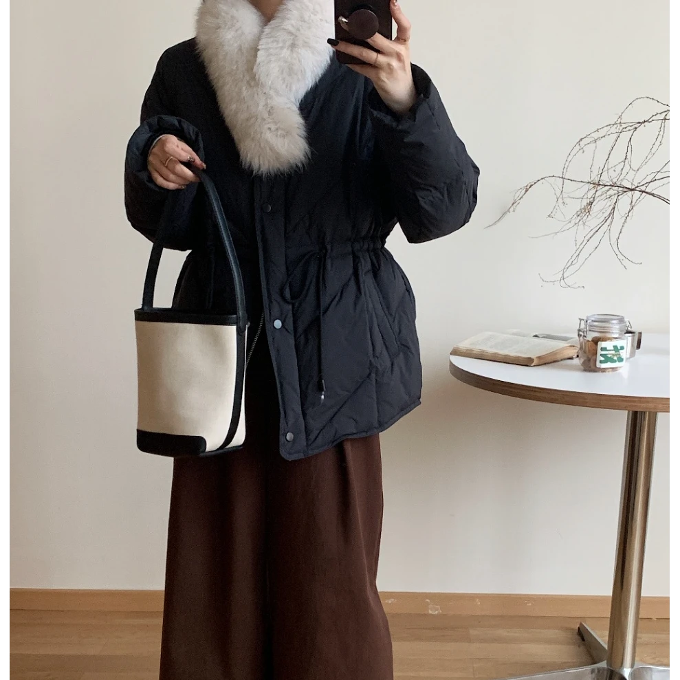 羽绒服女2024冬季新款韩系狐狸毛围脖系带收腰小个子短款保暖外套