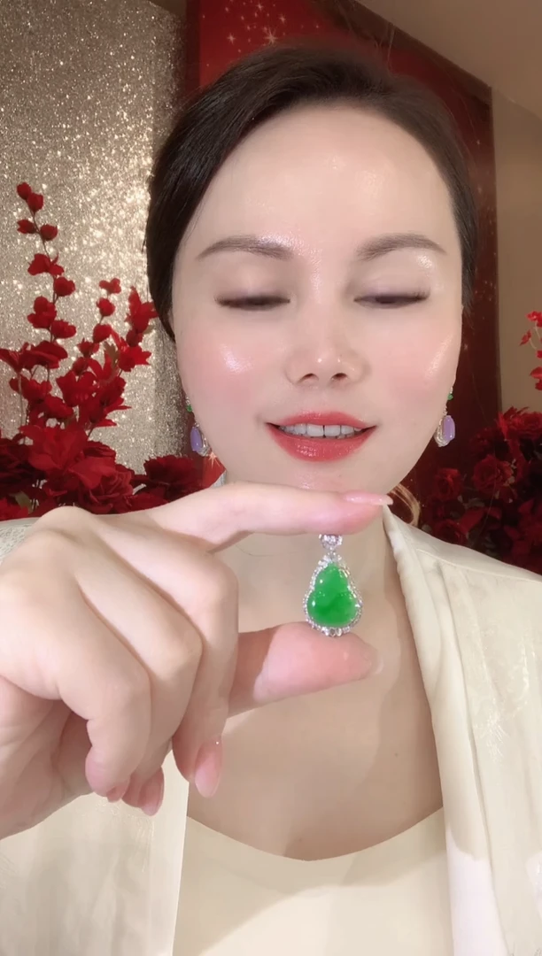 吊坠(不含链)18K金镶嵌翡翠A112