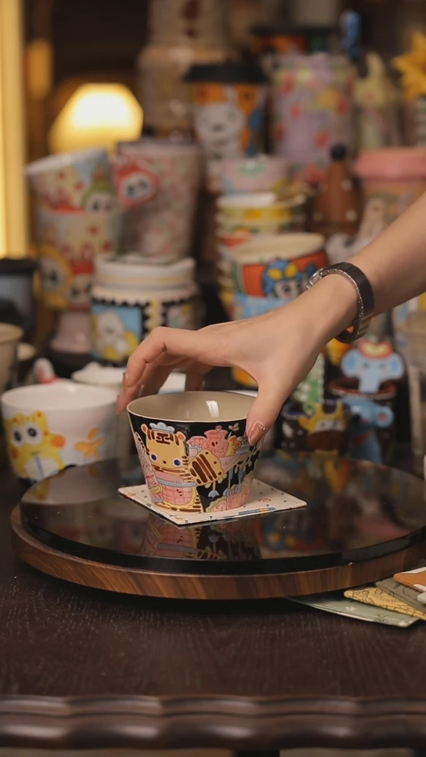 景德镇釉下彩绘设计师款式陶瓷