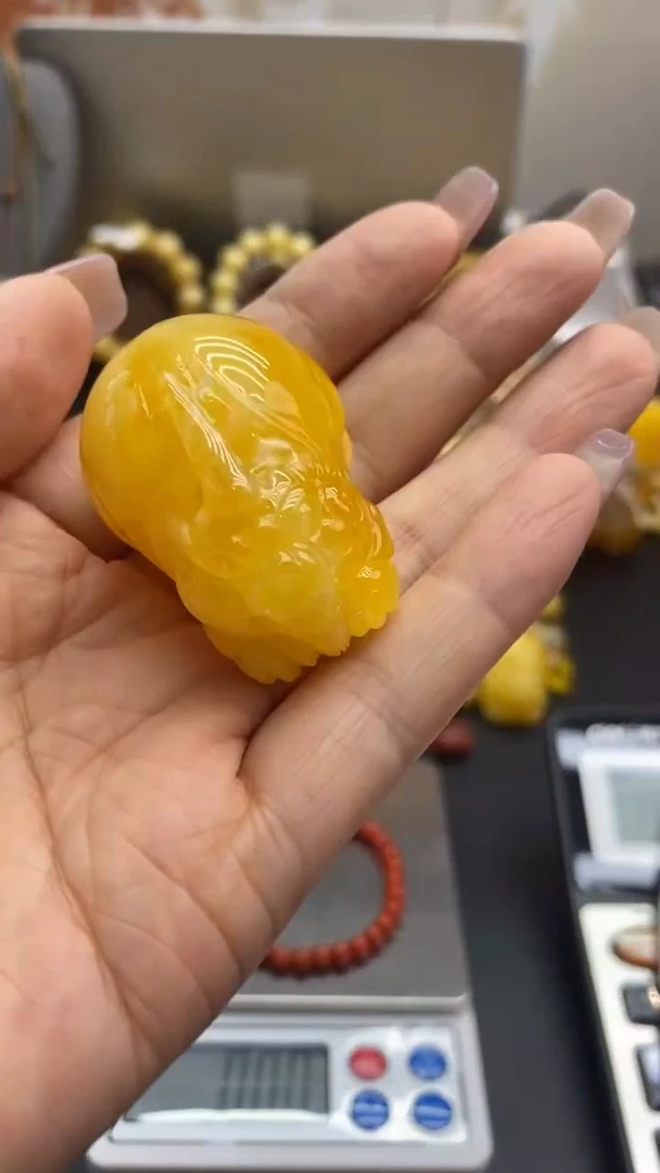 琥珀未镶嵌珠宝奇石2948