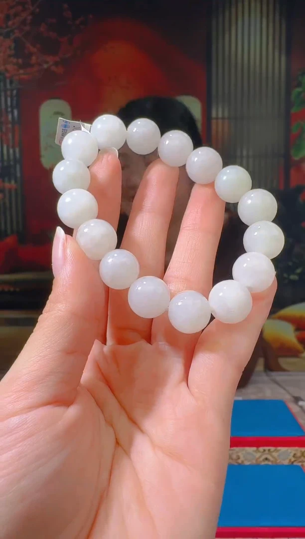 定制和田玉名家匠心馆和田玉多样性发一