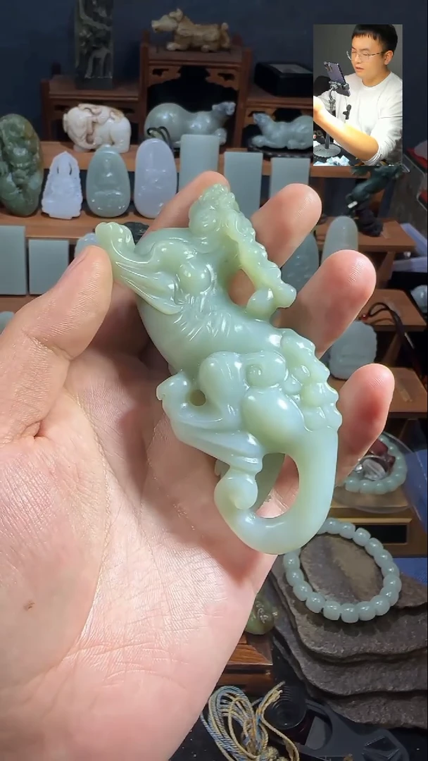颈饰未镶嵌和田玉一****特1
