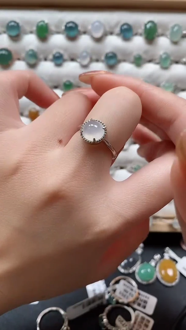 【闪购商品】翡翠戒指银S925镶嵌一物一证一礼盒