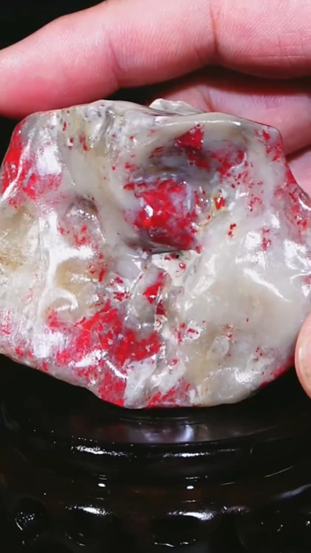 昌化石昌化鸡血石