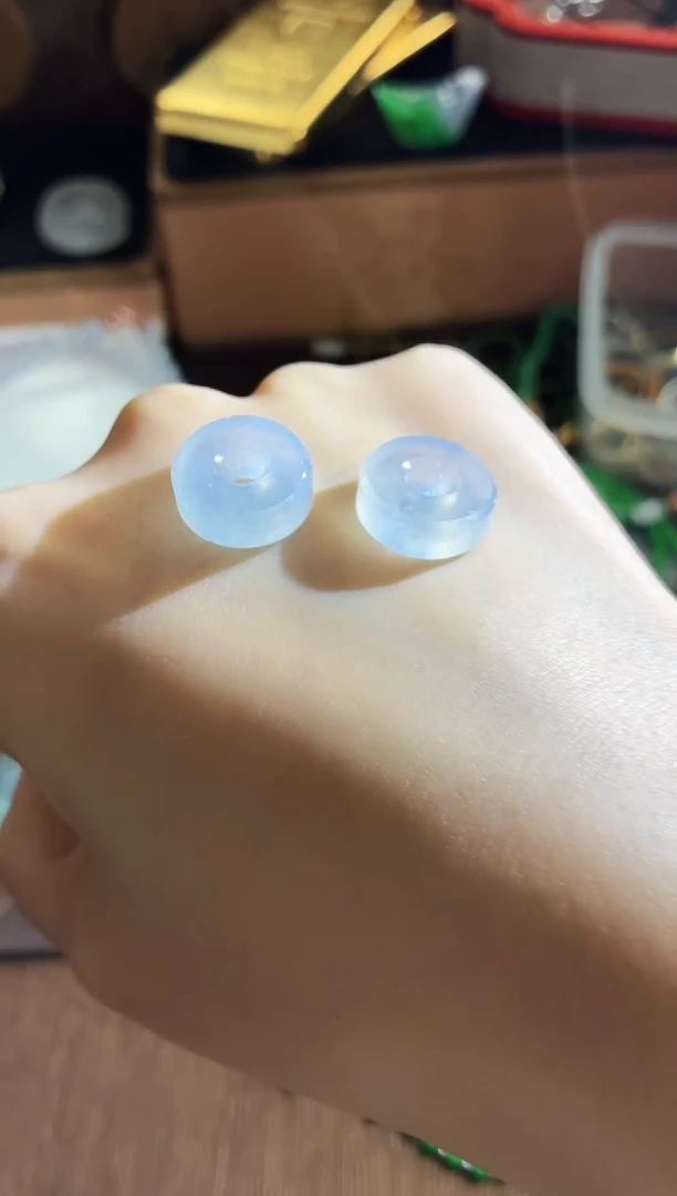 翡翠未镶嵌颈饰吊坠  多样性发货 发其一