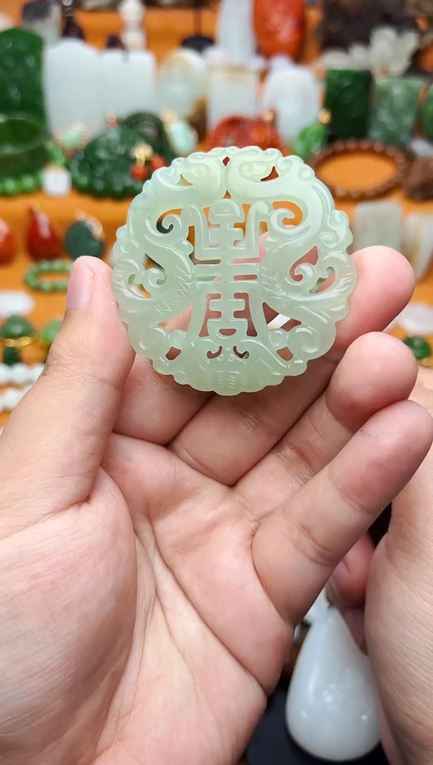 【闪购商品】和田玉挂件未镶嵌车挂01