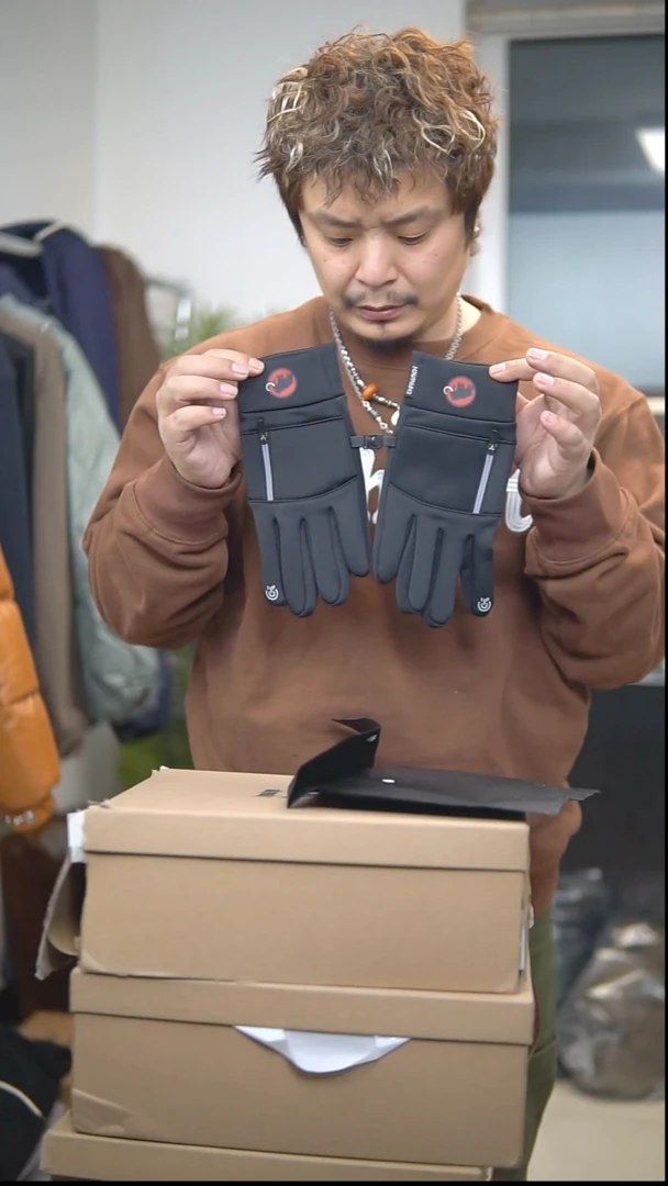 不退换-黑色薄手套