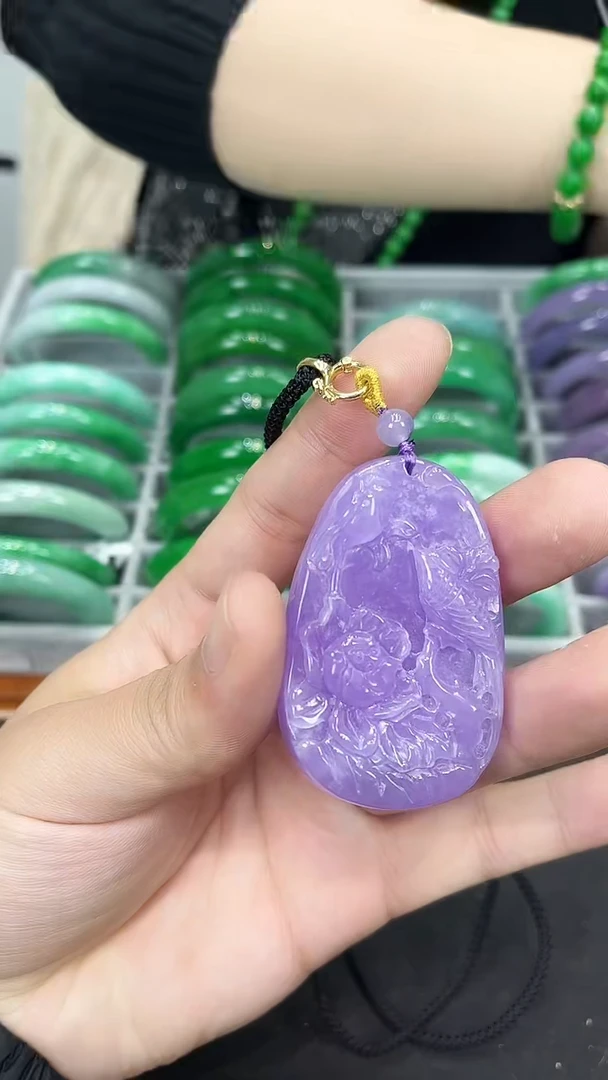 【闪购商品】砖雕s50    紫罗兰无事牌吊坠