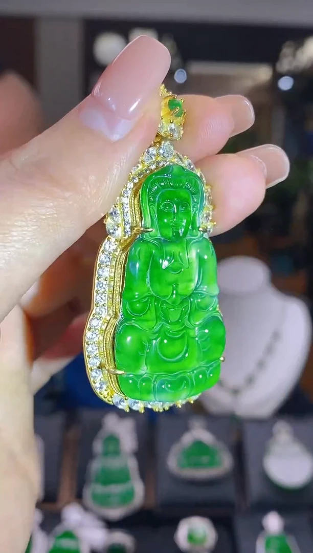 【闪购商品】翡翠吊坠(不含链)未镶嵌翡翠吊坠