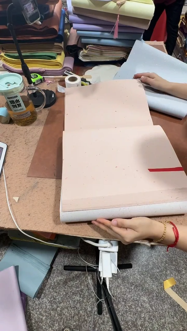 34*138藕粉色珠光桃花宣50张