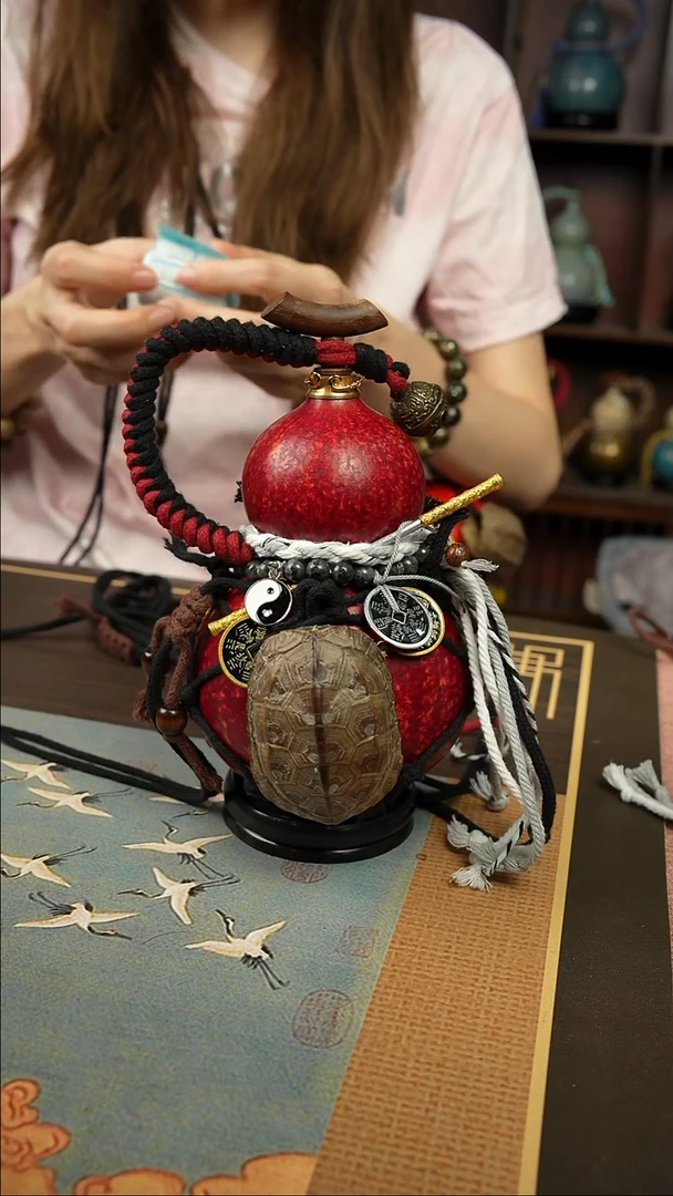 001号600ml左右非遗大漆酒葫芦