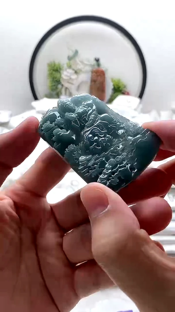 颈饰未镶嵌翡翠普贤