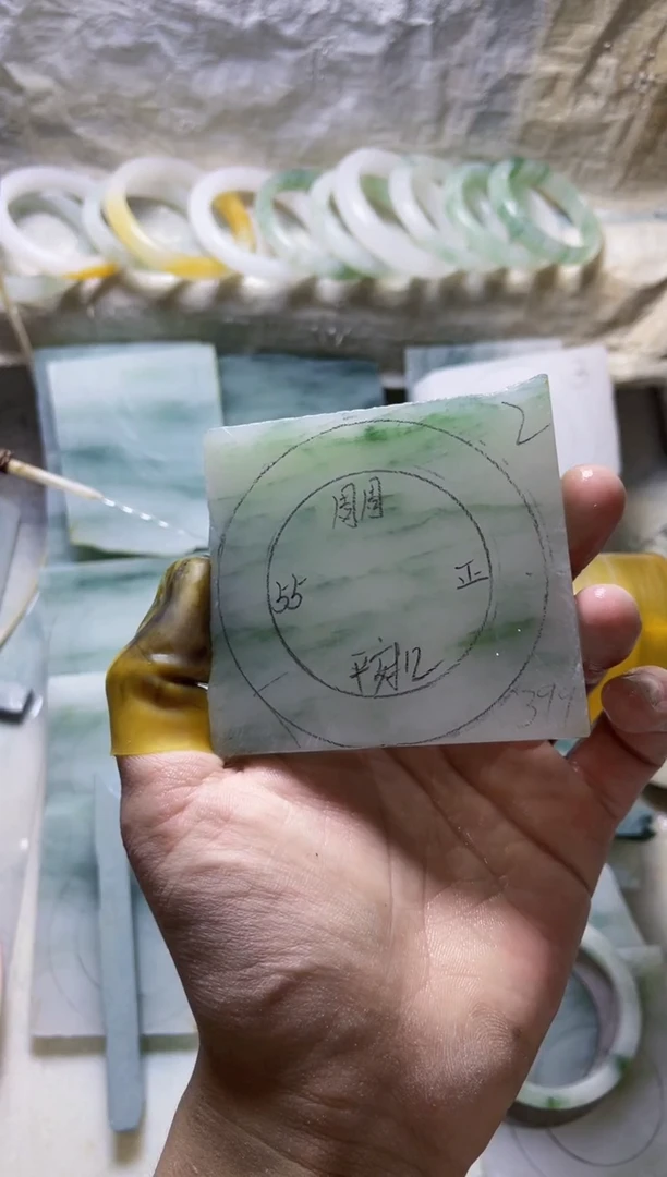 定制石英质玉（天山翠）和****周定制款55