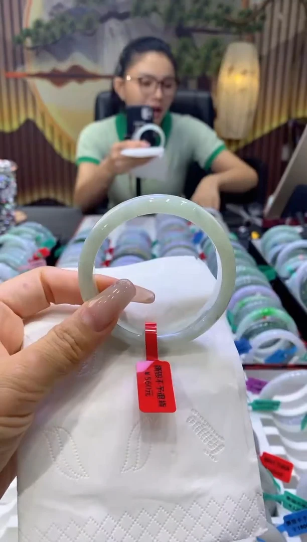 翡翠手镯未镶嵌00006974