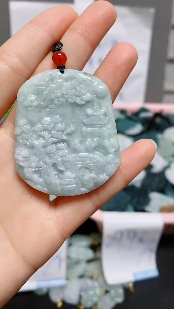 【闪购商品】翡翠颈饰未镶嵌天然翡翠A货