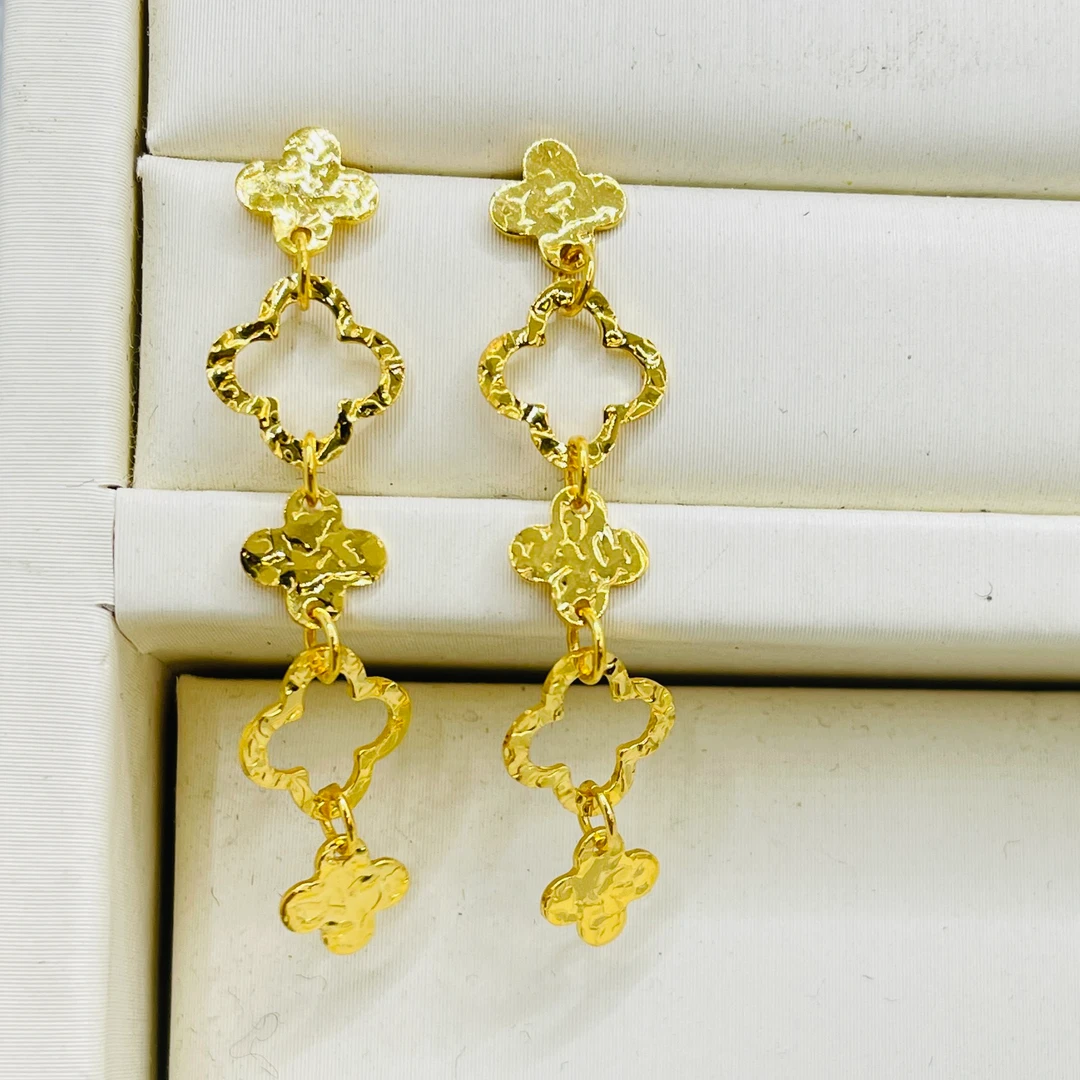 足金999镂空四叶花耳钉耳饰